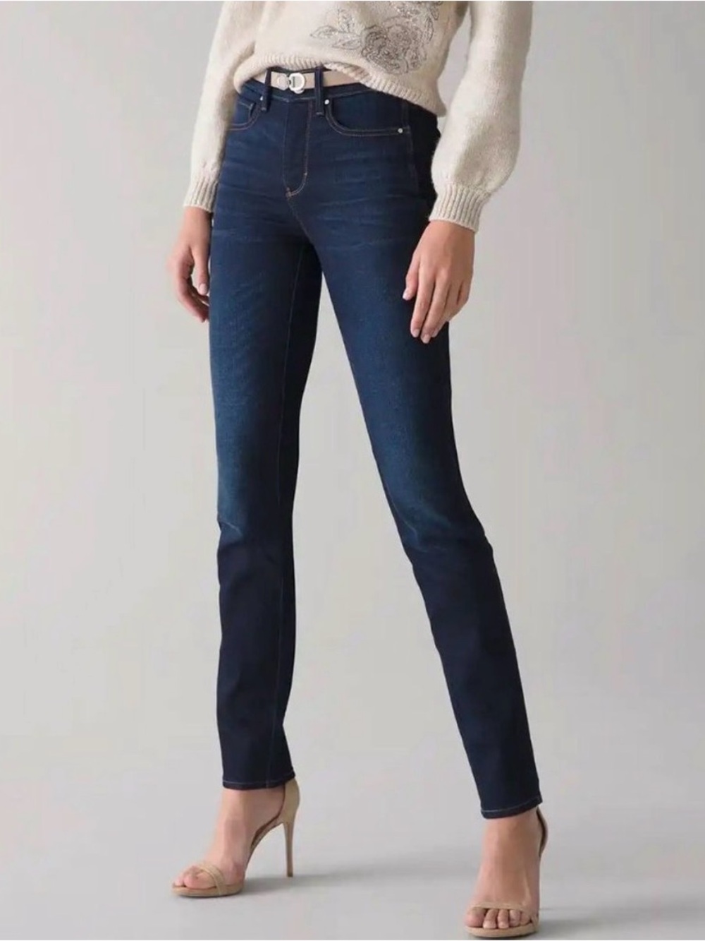 White House Black Market WHBM High Rise Cashmere Denim Skinny Blue Jeans.